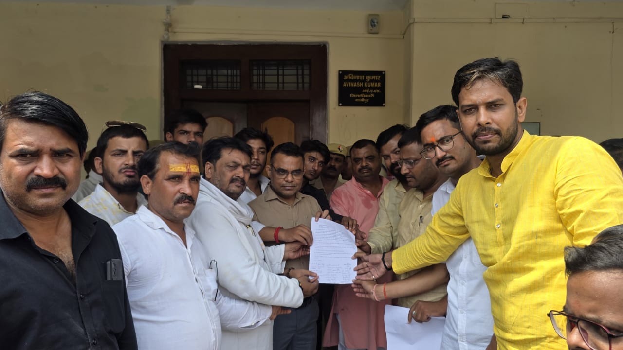 गाजीपुर पुलिस ने कई छात्रनेता को किया हाउस अरेस्ट&nbsp; !