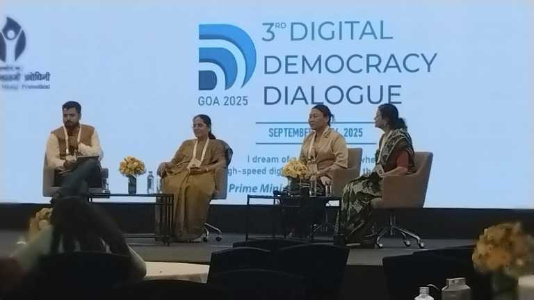 गोवा में डिजिटल डेमोक्रेसी डायलॉग का दूसरा दिन, सुरक्षा, तकनीक, आर्थिक विकास, स्त्री शक्ति और विश्वबन्धुत्व पर गहन चर्चा :आचार्य संजय तिवारी
