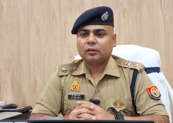 पांच क्षेत्राधिकारी इधर से उधर