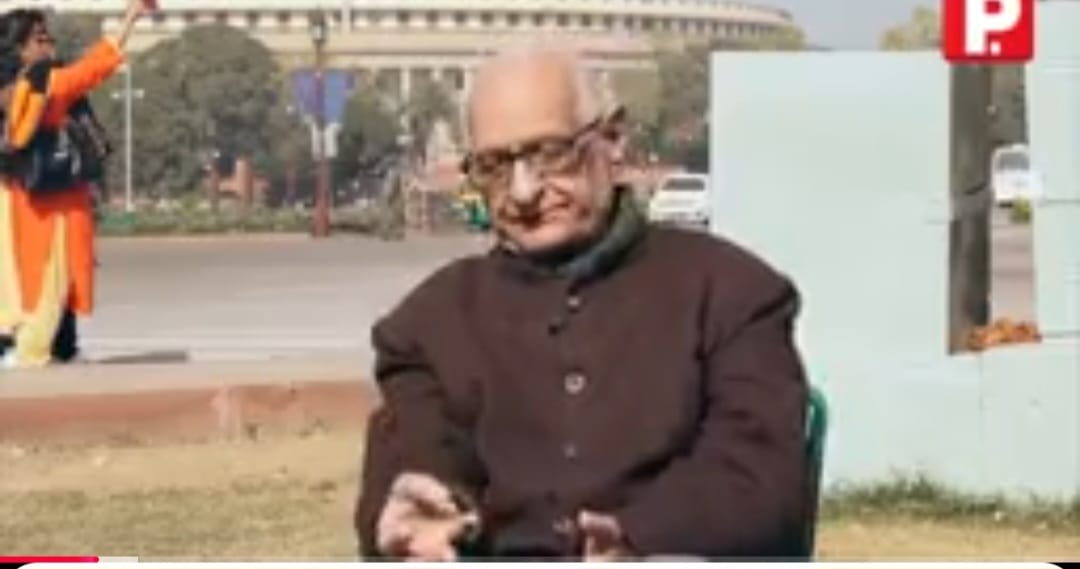 7 नवंबर गोवध निषेध हेतु हजारों साधु संतों का बलिदान दिवस।
