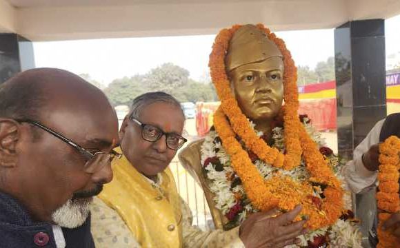सुभाष चंद्र बोस की जयंती भारतीय जन महासभा के कार्यकर्ताओं द्वारा विभिन्न स्थानों पर मनाई गई।
