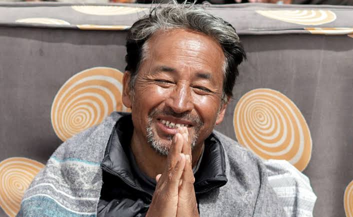 घाटी का शेर हुआ शांत