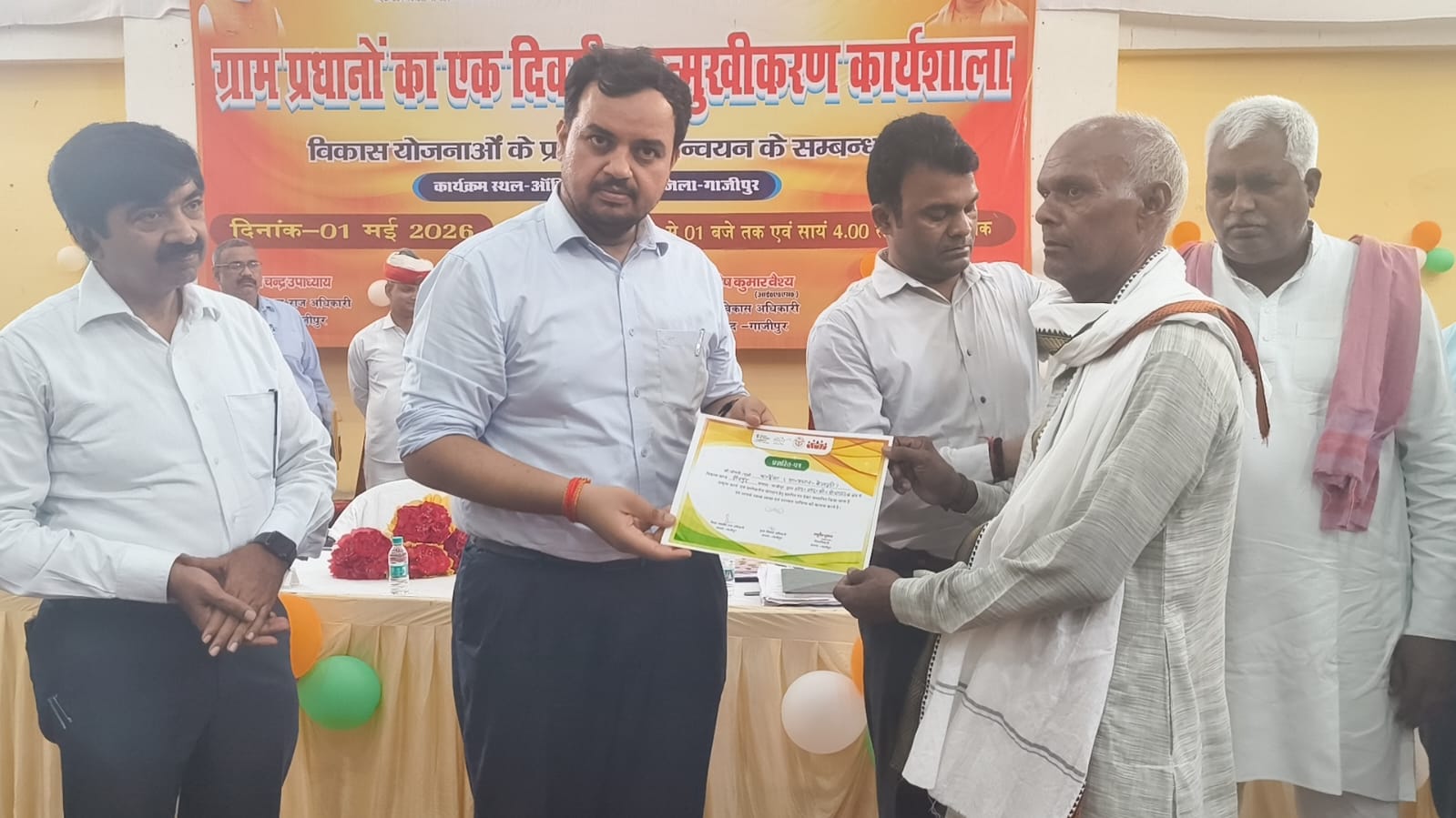 मई में विकास कार्य पूरा करें ग्राम प्रधान